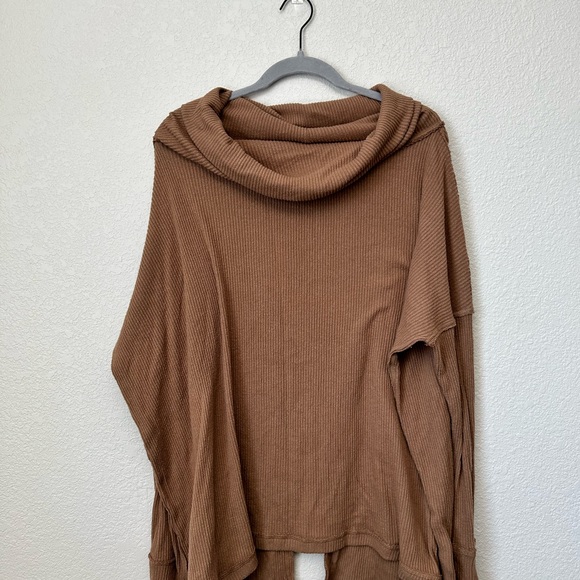 WE THE FREE | Free People long sleeve cowl neck sweater size medium - Picture 4 of 7